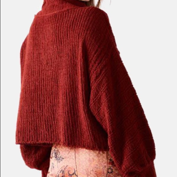 FREE PEOPLE BE YOURS KNITTED COWL SWEATER NWT ♥️ - Picture 5 of 10
